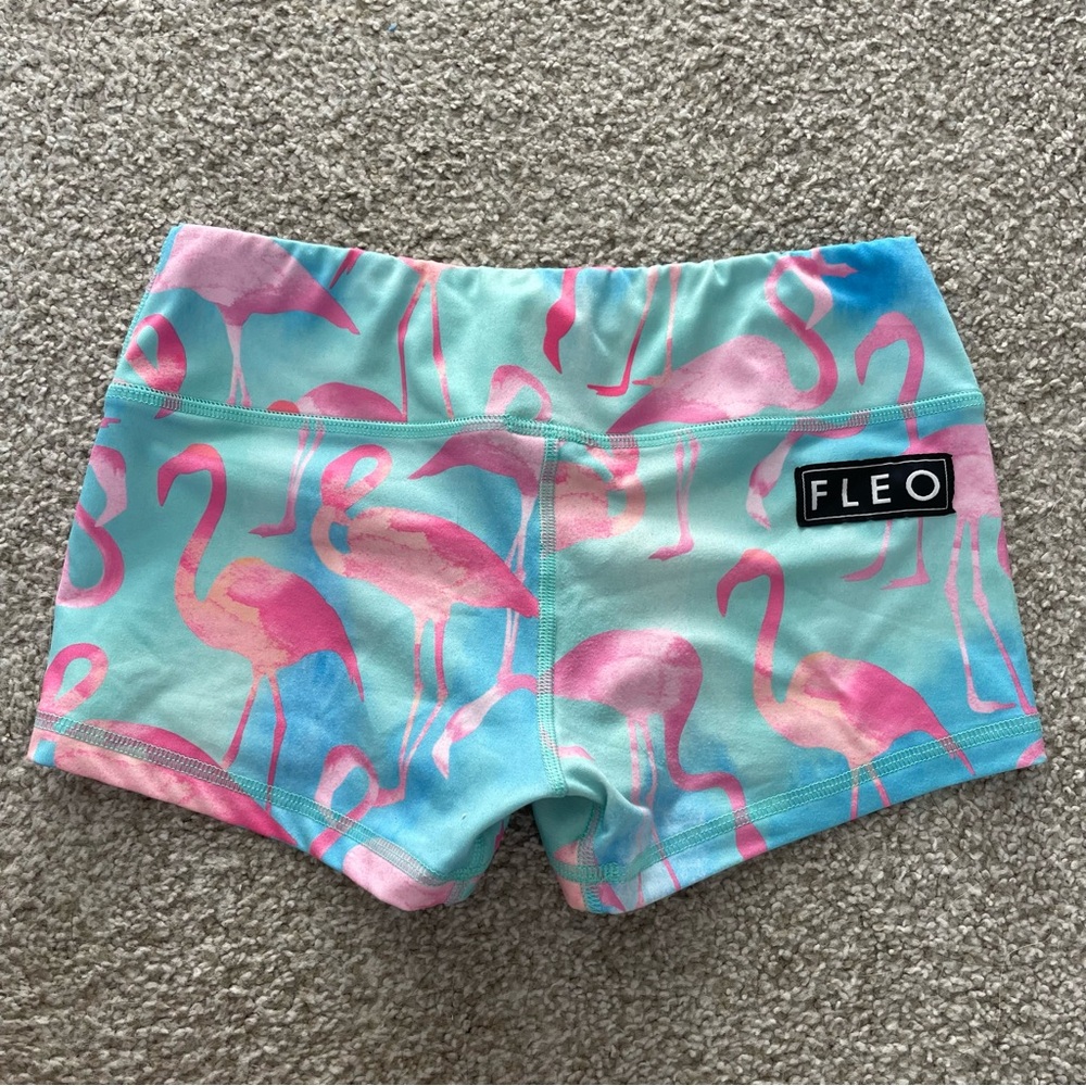Fleo small shorts